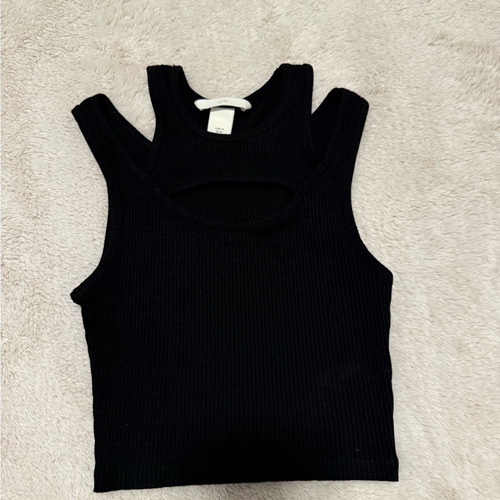 Black Sleeveless Crop Tank Top with Cut-Out Design